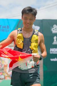 BIB: 160
                            <button type="button" onclick="openModal(21761773)" class="btn btn-primary btn-sm float-right btn-popup" data-toggle="modal" data-target=".modal-high-quality">
                        <i class="fas fa-shopping-cart"></i> Add to Cart
                    </button>
                                            <button type="button" onclick="isThisMe(21761773, true)" class="btn btn-success btn-sm float-right btn-popup btn-isme hidden" data-toggle="tooltip" data-placement="bottom" title="นี่คือรูปของคุณใช่ไหม คลิกที่นี่เพื่อเอาเข้าอัลบั้ม">
                        <i class="fas fa-plus"></i> Add to album
                    </button>
                    <button type="button" onclick="isThisMe(21761773, false)" class="btn btn-warning btn-sm float-right btn-popup btn-isnotme hidden">
                        <i class="fas fa-ban"></i> Remove from album
                    </button>